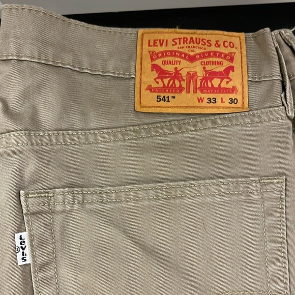 Men’s Levi’s NWT - Picture 2 of 5